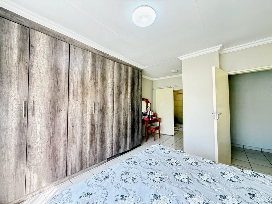 4 Bedroom Property for Sale in Rietfontein Gauteng