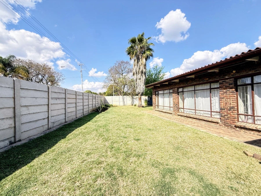 4 Bedroom Property for Sale in Rietfontein Gauteng
