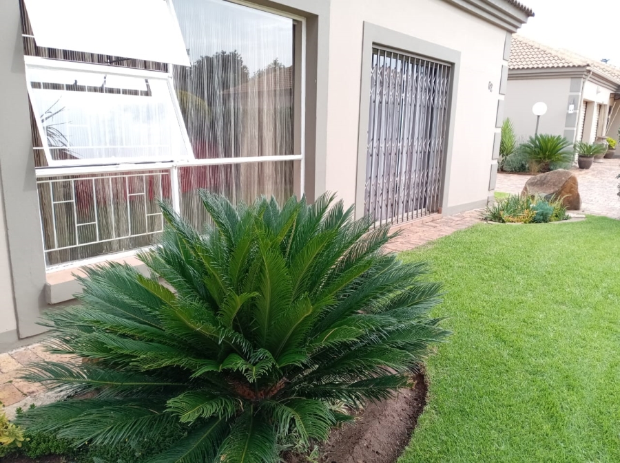 2 Bedroom Property for Sale in Vanderbijlpark SE 2 Gauteng