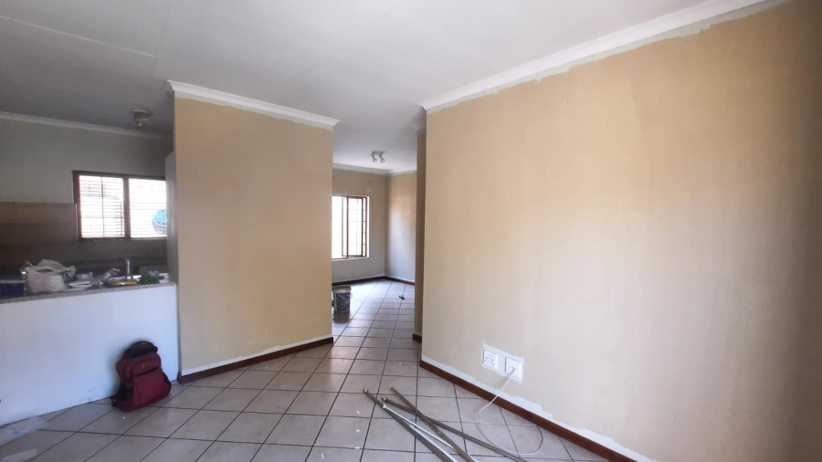2 Bedroom Property for Sale in Carlswald Gauteng