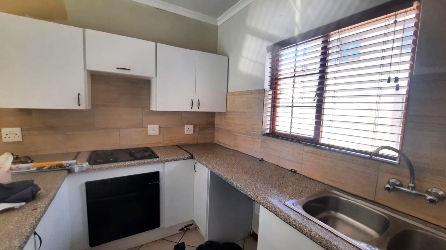 2 Bedroom Property for Sale in Carlswald Gauteng
