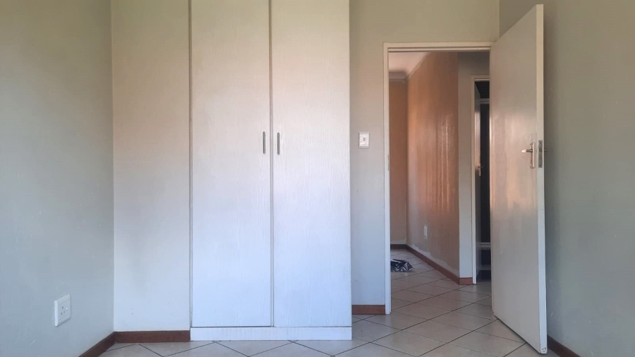 2 Bedroom Property for Sale in Carlswald Gauteng