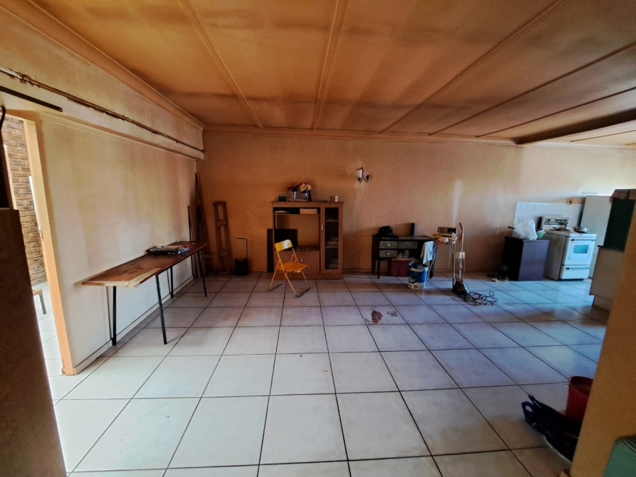 2 Bedroom Property for Sale in Springs Central Gauteng
