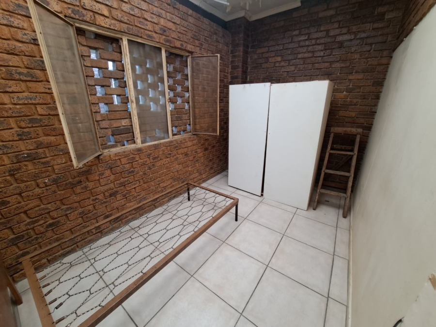 2 Bedroom Property for Sale in Springs Central Gauteng
