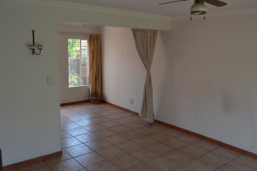 2 Bedroom Property for Sale in Strubensvallei Gauteng
