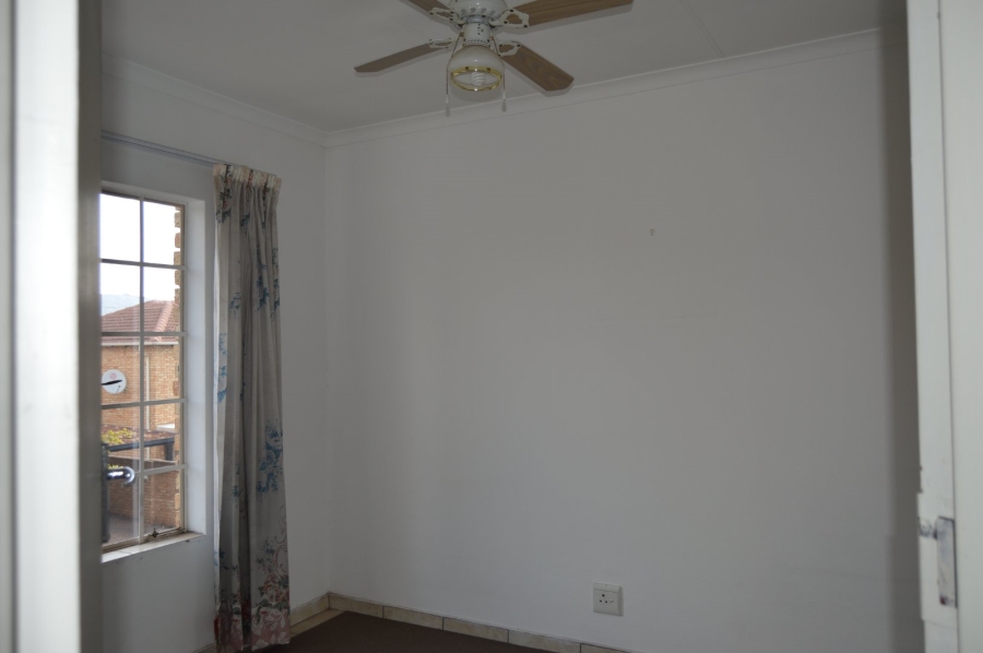 2 Bedroom Property for Sale in Strubensvallei Gauteng