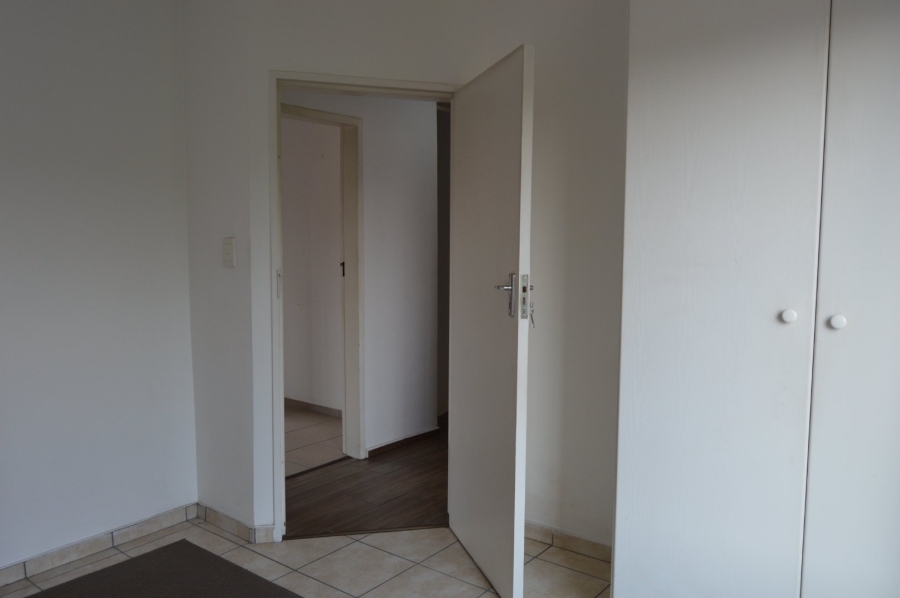 2 Bedroom Property for Sale in Strubensvallei Gauteng