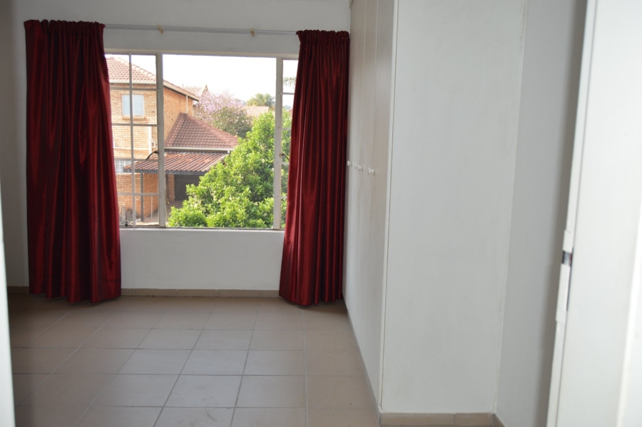 2 Bedroom Property for Sale in Strubensvallei Gauteng