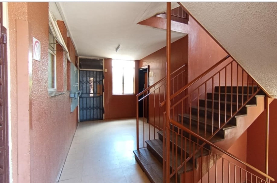 2 Bedroom Property for Sale in Muckleneuk Gauteng