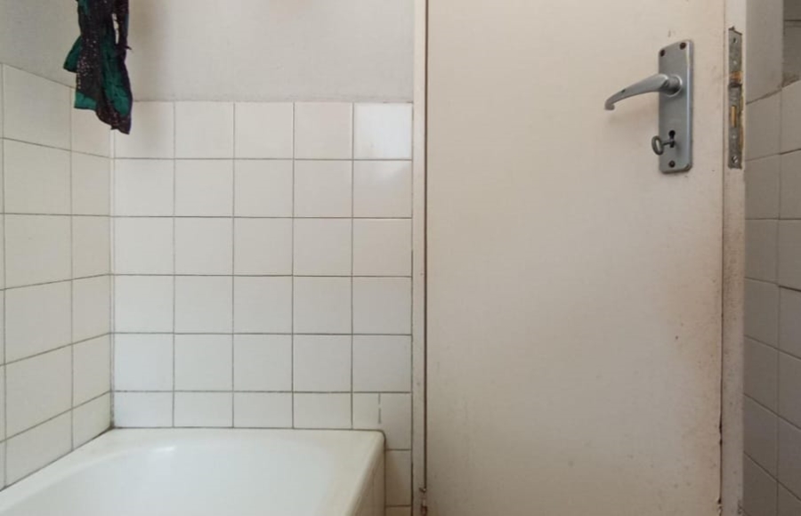 2 Bedroom Property for Sale in Muckleneuk Gauteng