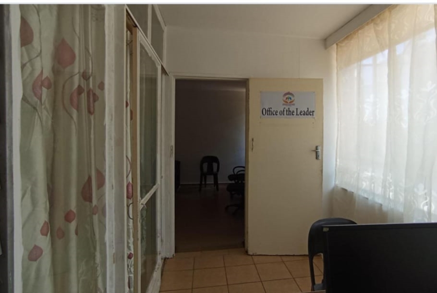 2 Bedroom Property for Sale in Muckleneuk Gauteng
