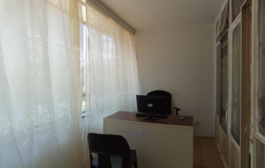 2 Bedroom Property for Sale in Muckleneuk Gauteng