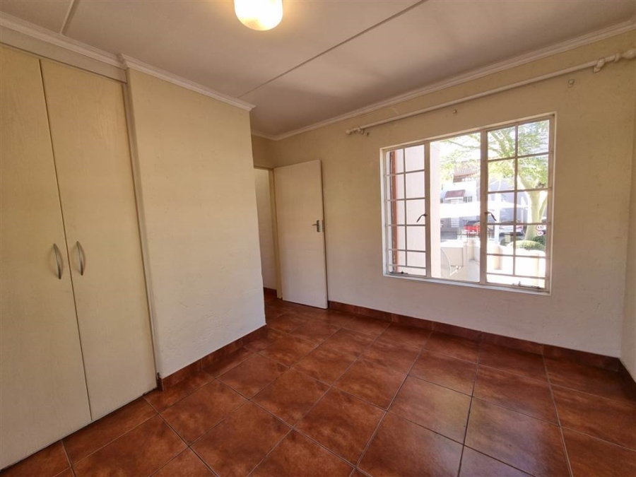 To Let 2 Bedroom Property for Rent in Noordwyk Gauteng
