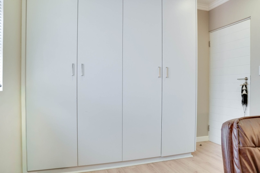 4 Bedroom Property for Sale in Kyalami Ah Gauteng