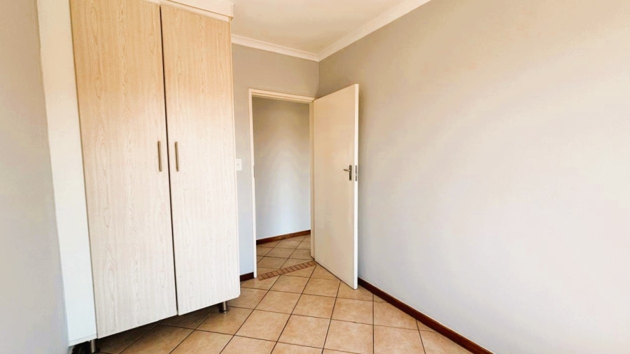 To Let 2 Bedroom Property for Rent in Eco Park Gauteng