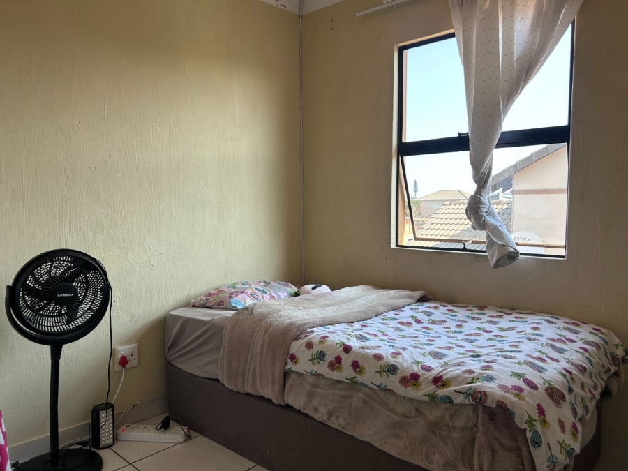 To Let 3 Bedroom Property for Rent in Blue Hills Gauteng