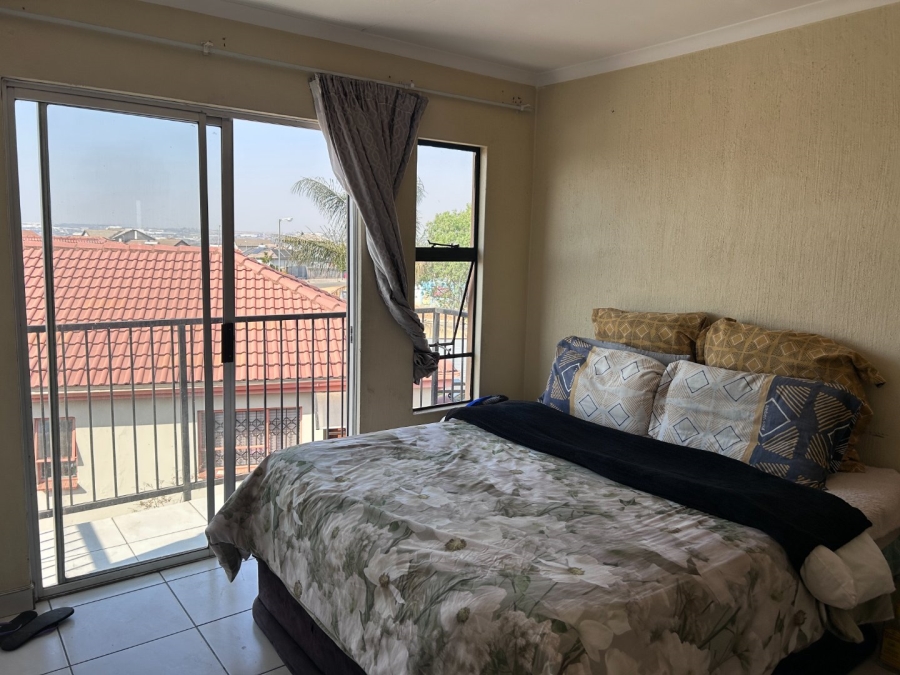 To Let 3 Bedroom Property for Rent in Blue Hills Gauteng