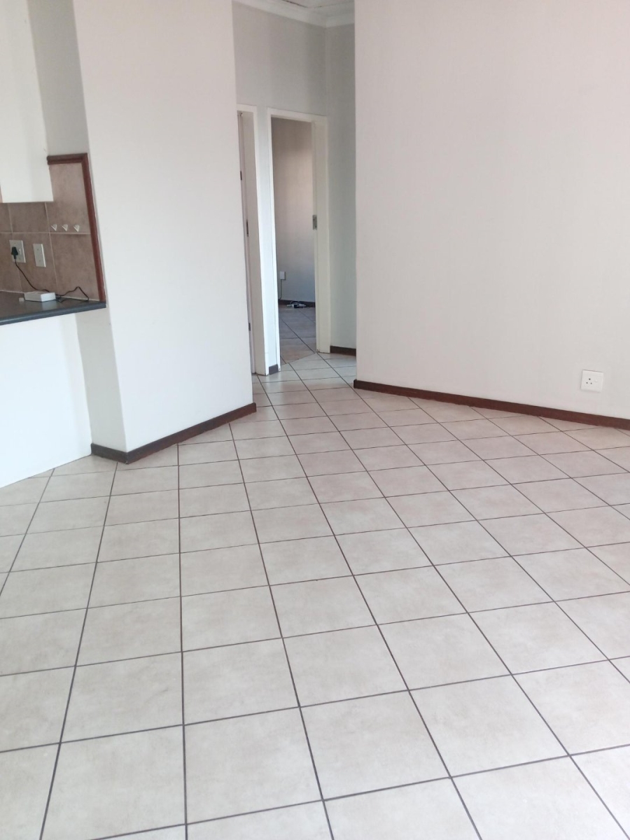 2 Bedroom Property for Sale in Eco Park Gauteng