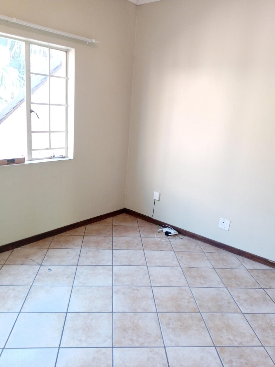 2 Bedroom Property for Sale in Eco Park Gauteng