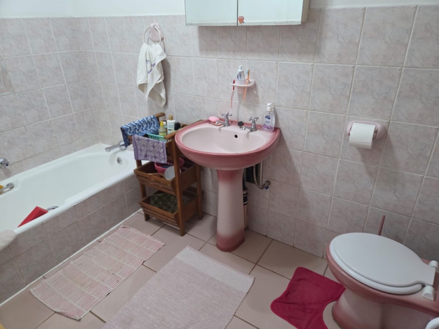 3 Bedroom Property for Sale in Clubview Gauteng