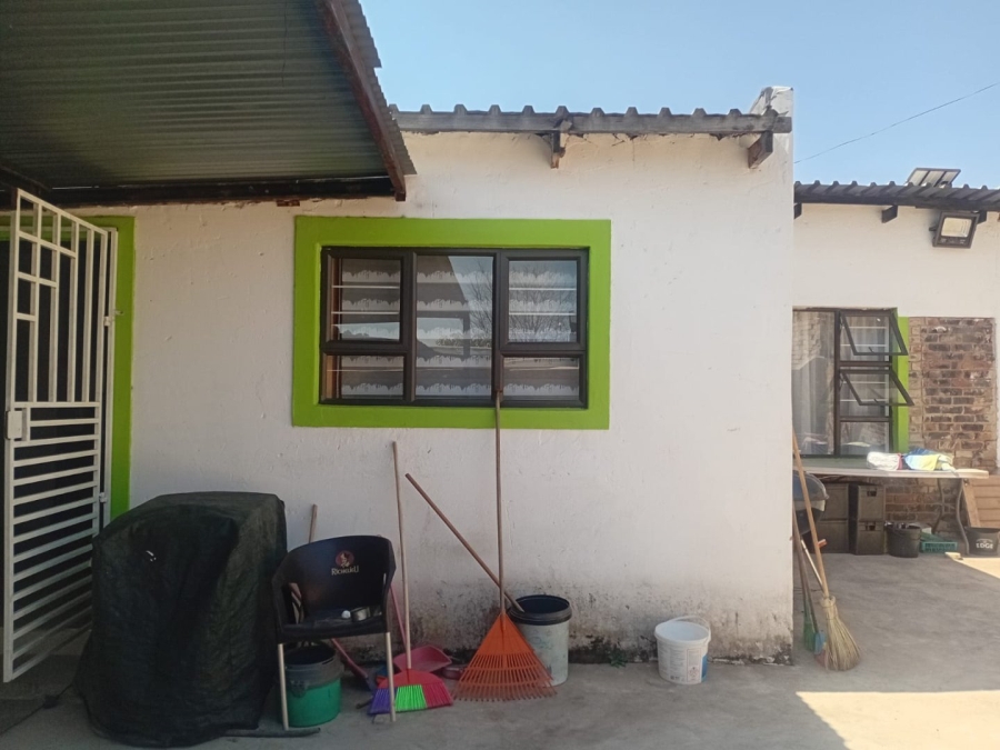 4 Bedroom Property for Sale in Eersterust Gauteng