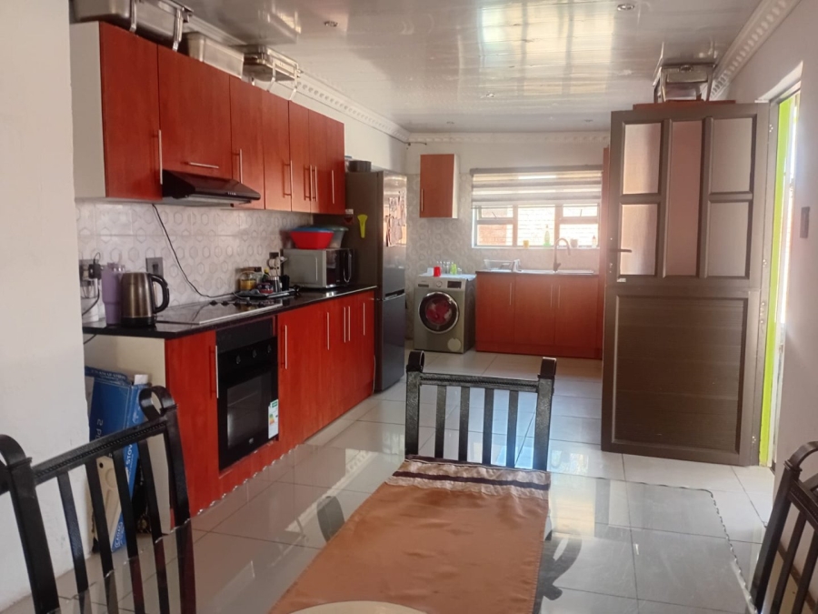 4 Bedroom Property for Sale in Eersterust Gauteng