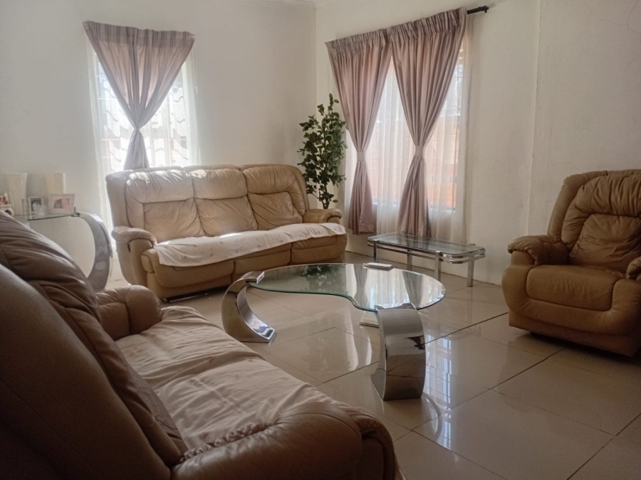 4 Bedroom Property for Sale in Eersterust Gauteng