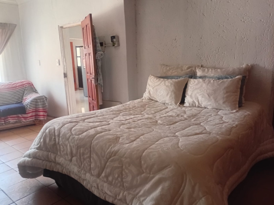 4 Bedroom Property for Sale in Eersterust Gauteng