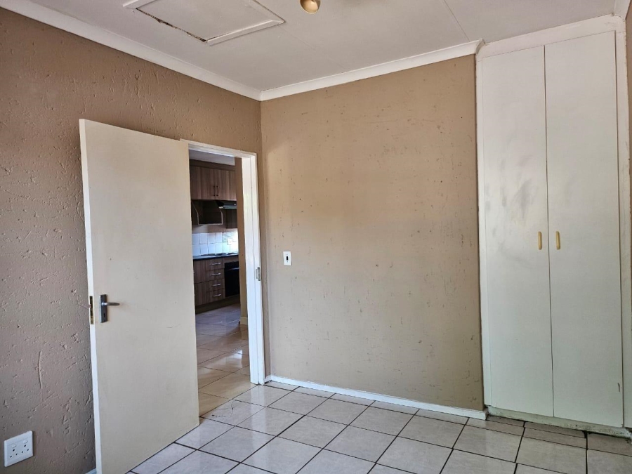 2 Bedroom Property for Sale in Georginia Gauteng