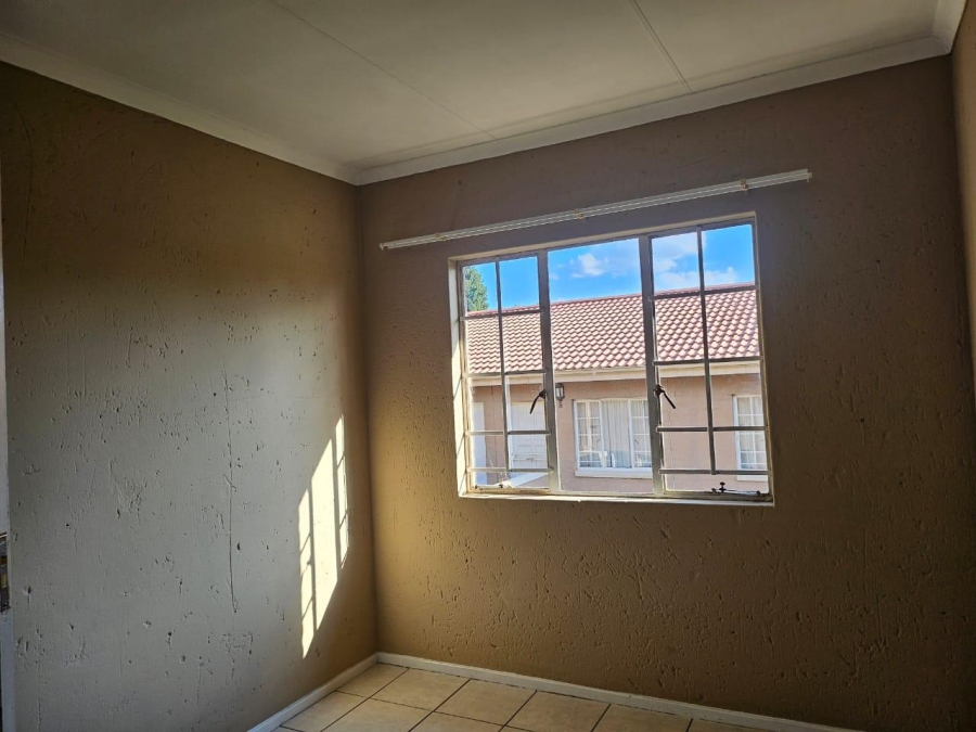 2 Bedroom Property for Sale in Georginia Gauteng