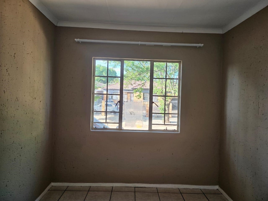2 Bedroom Property for Sale in Georginia Gauteng