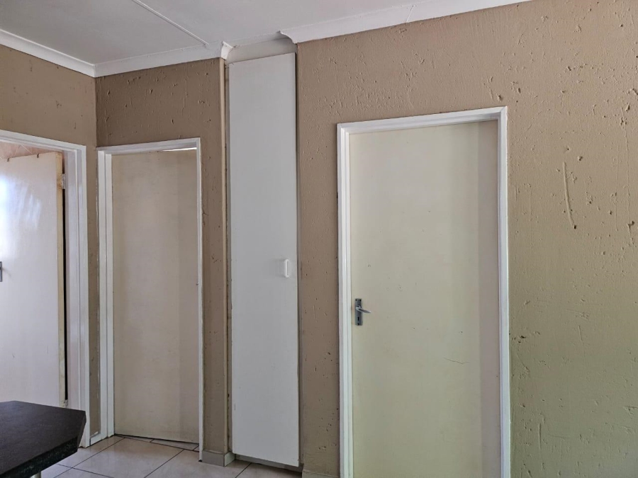 2 Bedroom Property for Sale in Georginia Gauteng