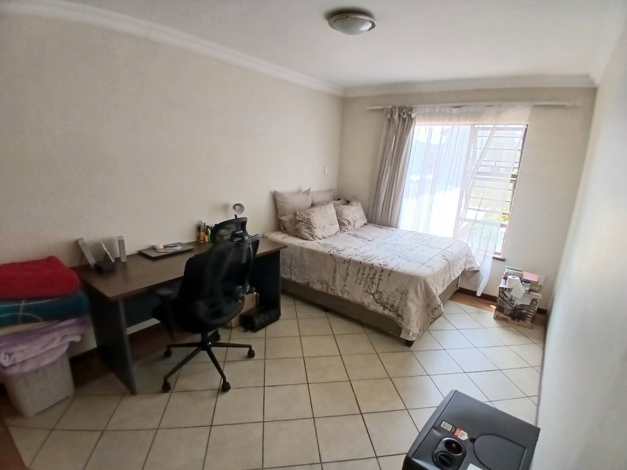 1 Bedroom Property for Sale in Hatfield Gauteng