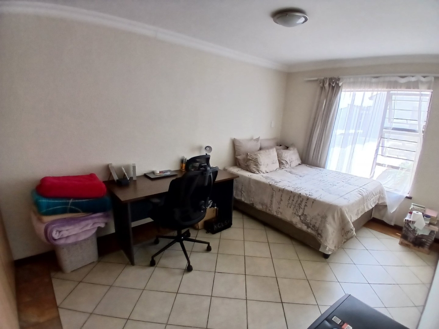 1 Bedroom Property for Sale in Hatfield Gauteng