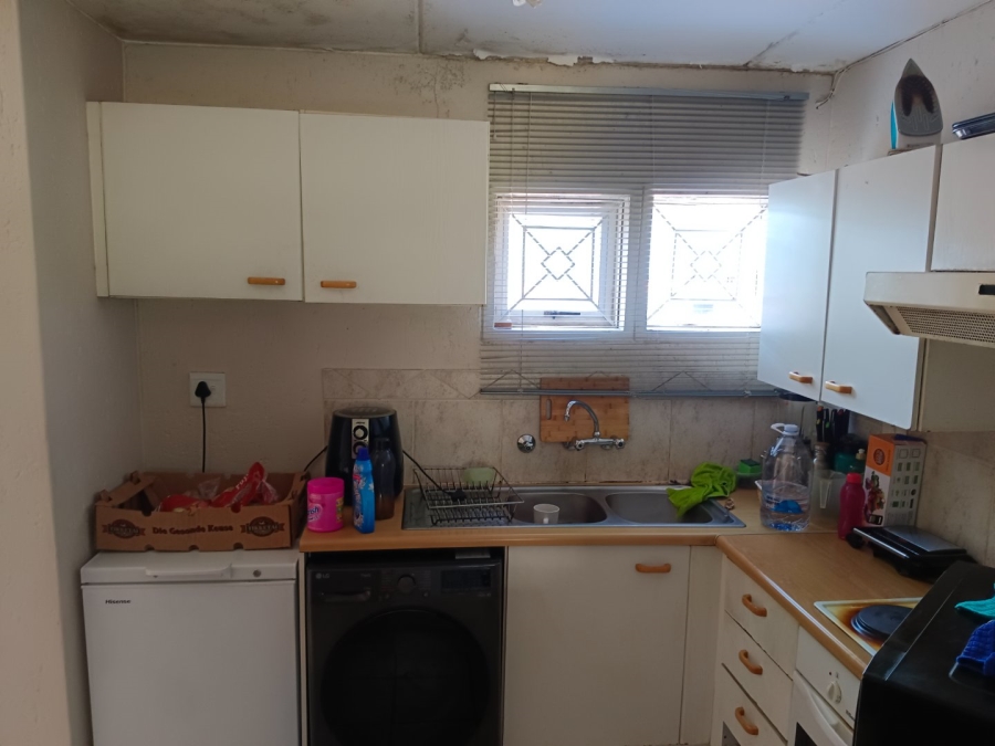 2 Bedroom Property for Sale in Bromhof Gauteng