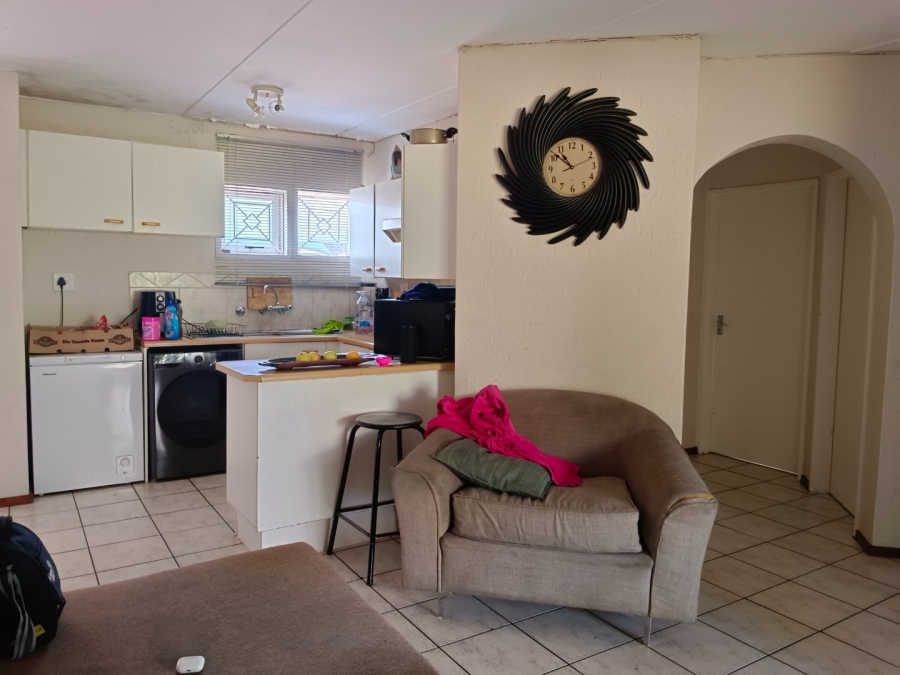 2 Bedroom Property for Sale in Bromhof Gauteng