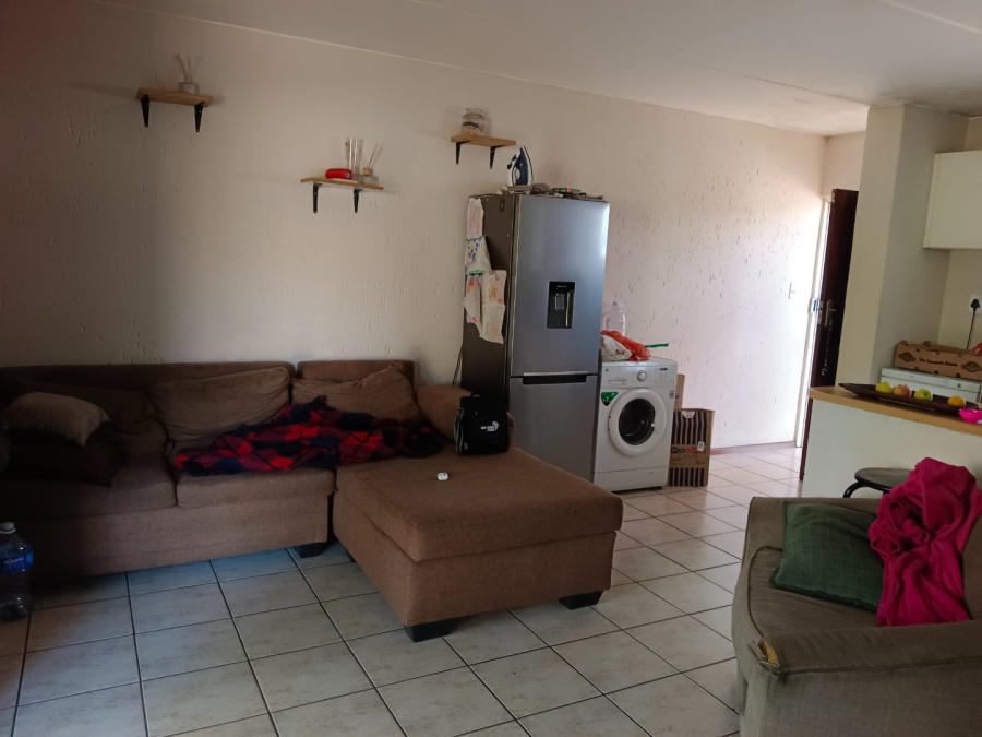 2 Bedroom Property for Sale in Bromhof Gauteng