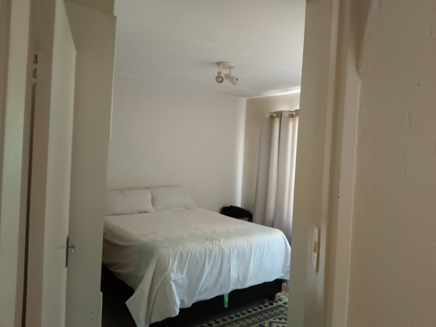 2 Bedroom Property for Sale in Bromhof Gauteng