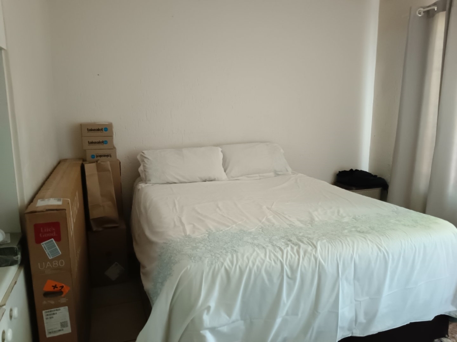 2 Bedroom Property for Sale in Bromhof Gauteng