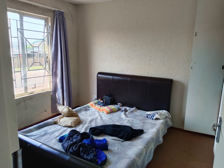 2 Bedroom Property for Sale in Bromhof Gauteng