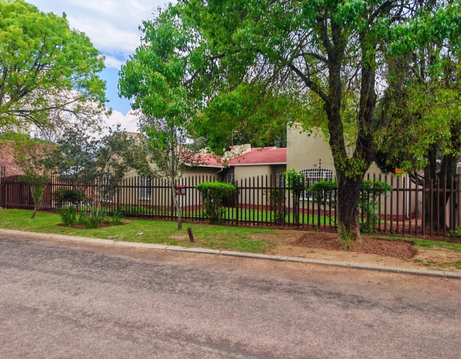 3 Bedroom Property for Sale in Sunward Park Gauteng