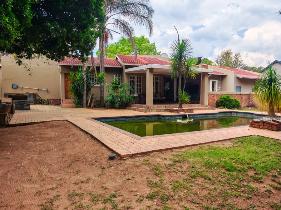 3 Bedroom Property for Sale in Sunward Park Gauteng