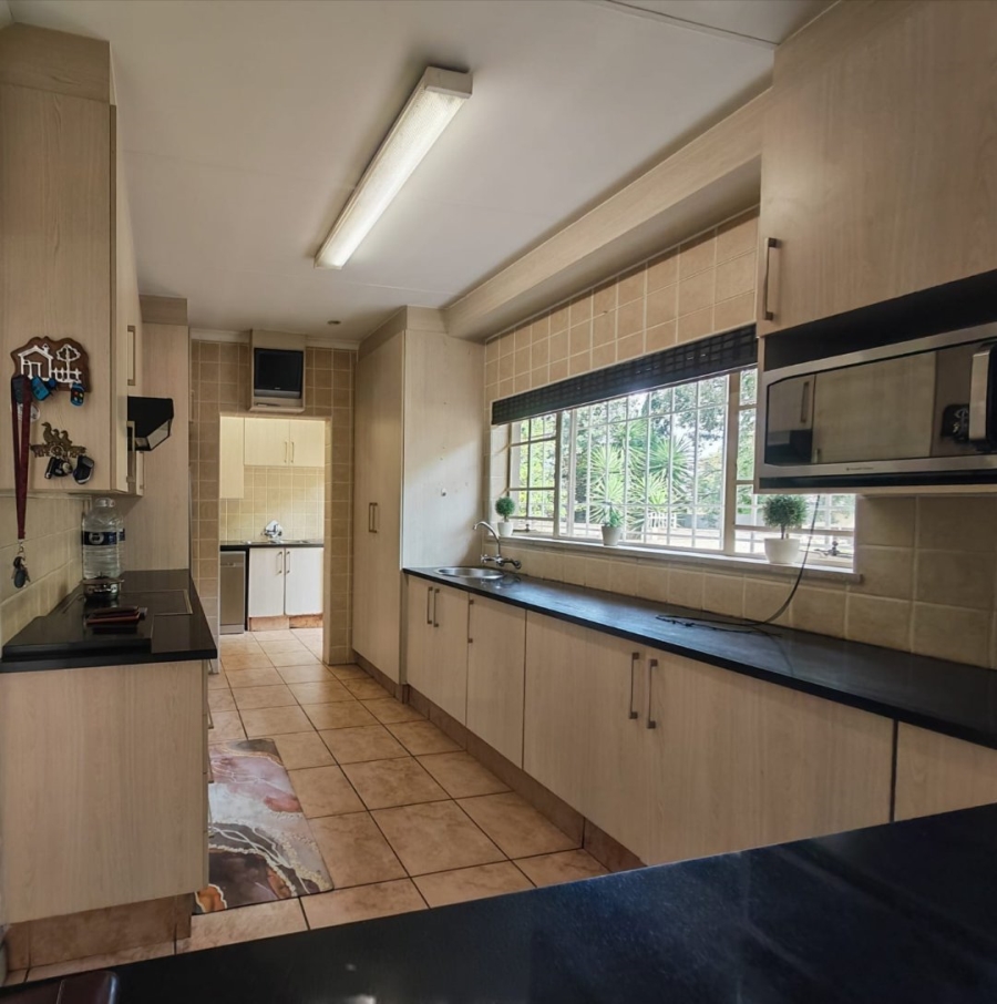 3 Bedroom Property for Sale in Sunward Park Gauteng