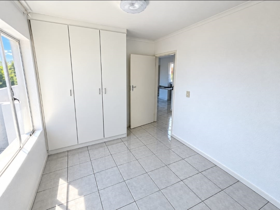2 Bedroom Property for Sale in Glen Marais Gauteng