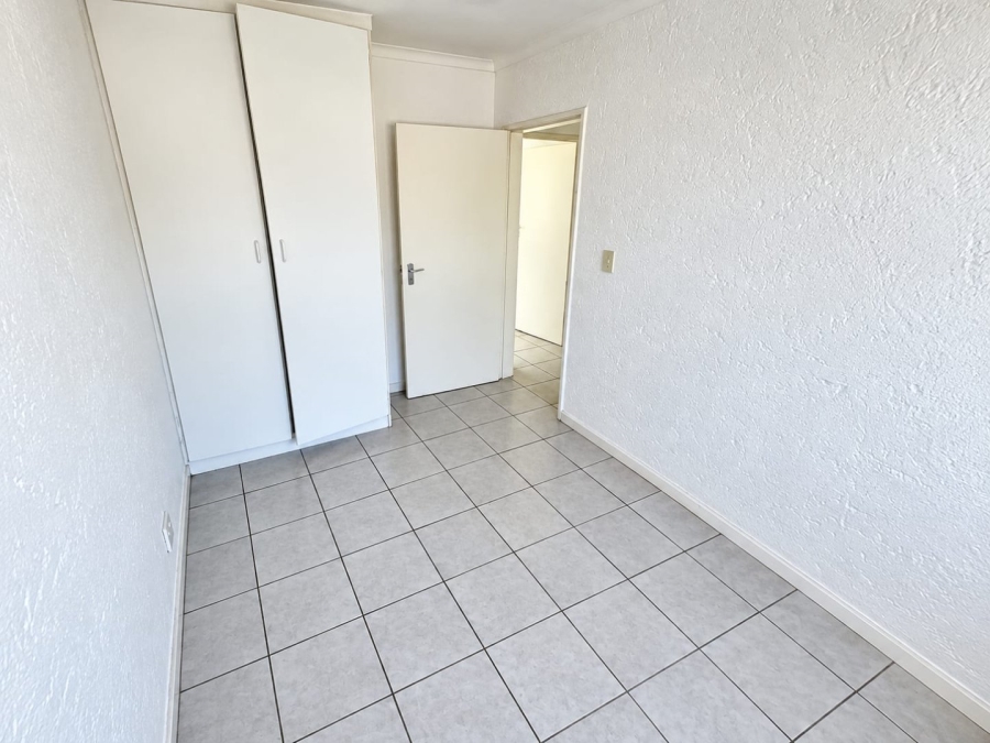 2 Bedroom Property for Sale in Glen Marais Gauteng