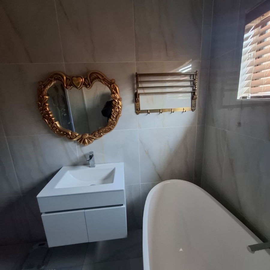  Bedroom Property for Sale in Pretoria North Gauteng