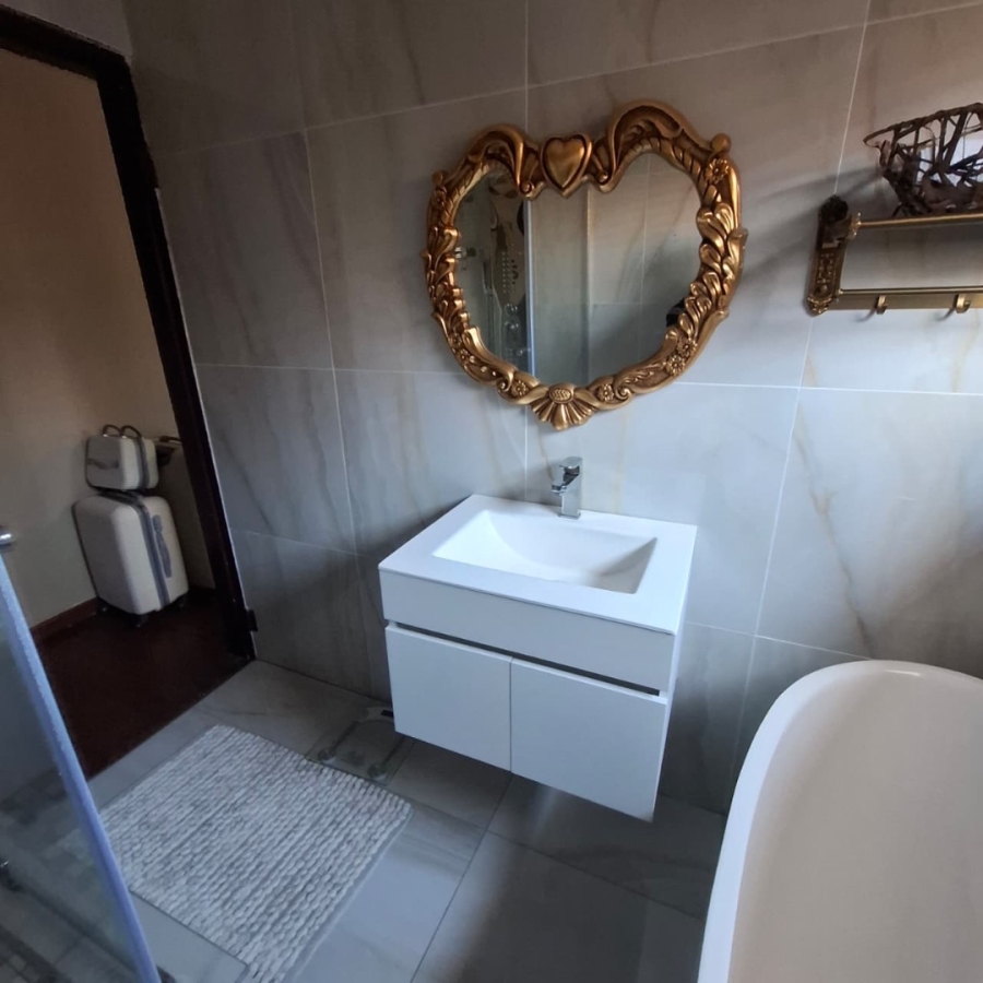  Bedroom Property for Sale in Pretoria North Gauteng