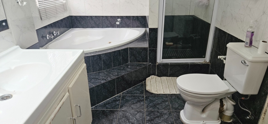 4 Bedroom Property for Sale in Randpark Gauteng