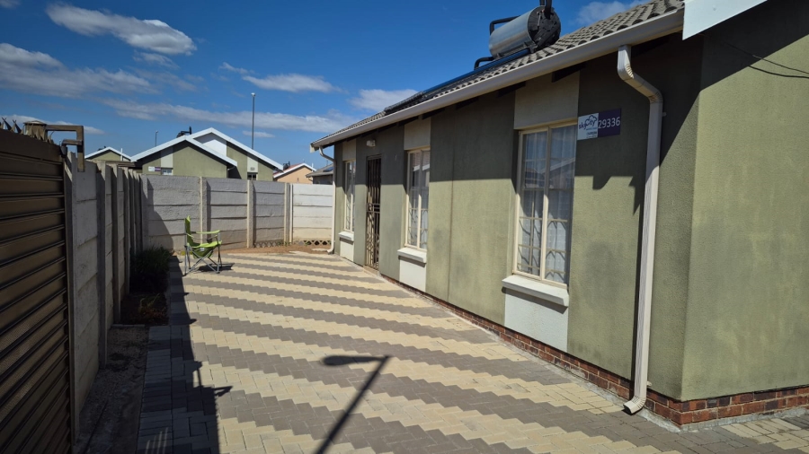 3 Bedroom Property for Sale in Sky City Gauteng