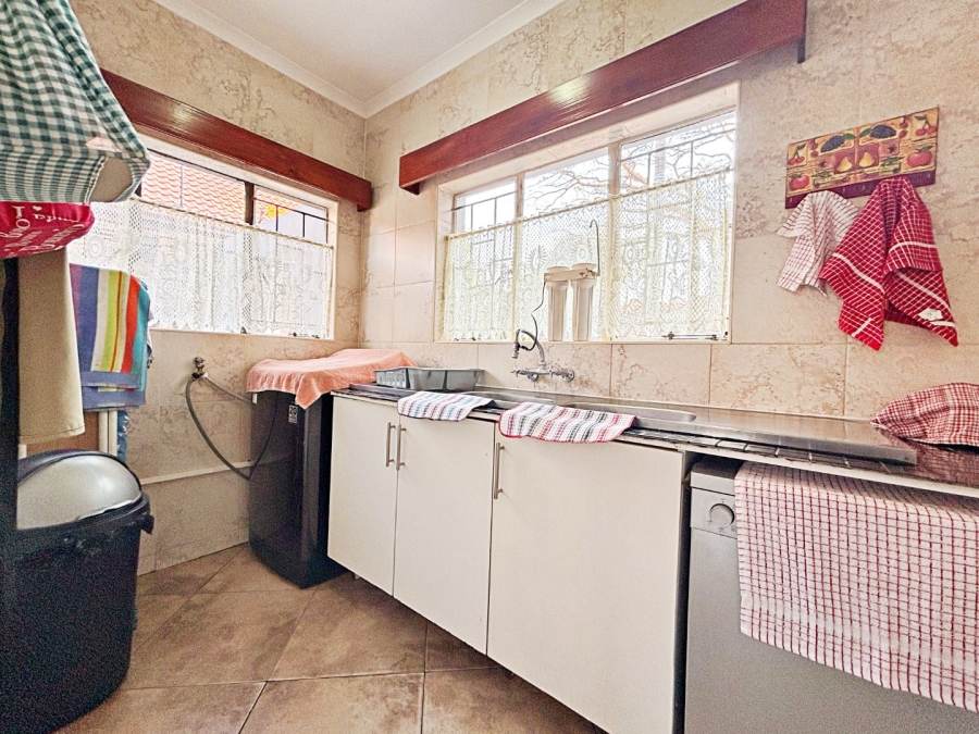 4 Bedroom Property for Sale in Eldoraigne Gauteng